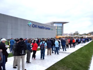 Lineup outside the CHI Health Center for the Berkshire Hathaway annual general meeting