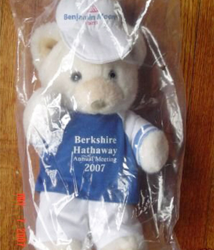 2007 Berkshire Hathaway Annual General Meeting Benjamin Moore Teddy Bear