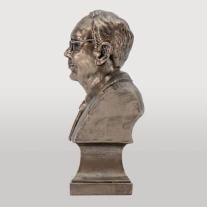 Charlie Munger Bust Statue - Image 6